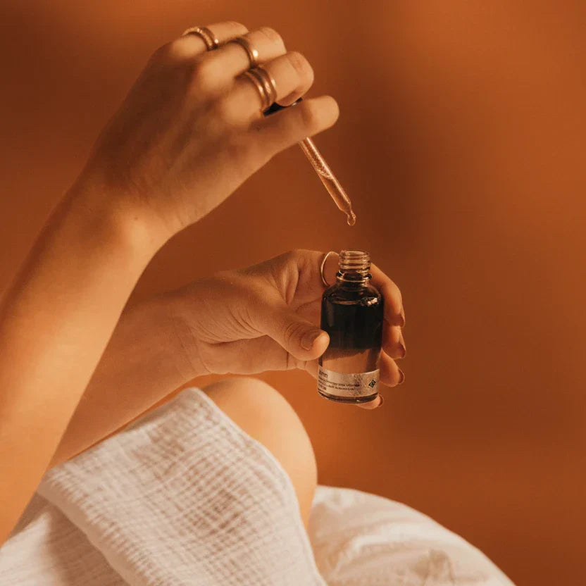 Aromatherapy Skincare: How Essential Oils and Botanical Ingredients Support Skin Health