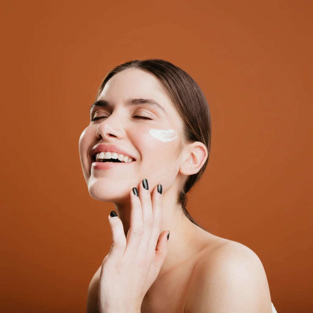 Cellular Anti-Aging – Inhibiting Collagenase and Elastase with Citrus Aromatics