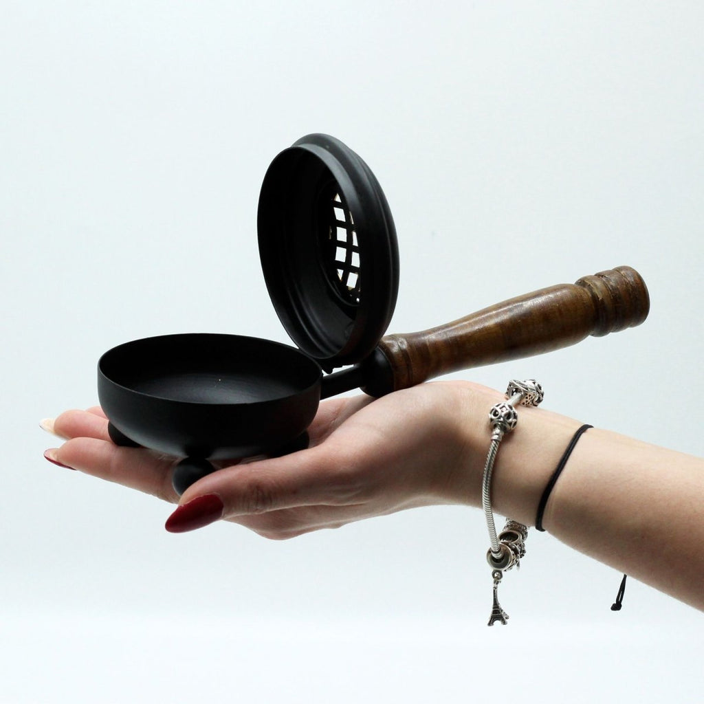Med Iron Censer Incense Burner - Gold detailTraditional Brass Incense BurnersHeart Notes