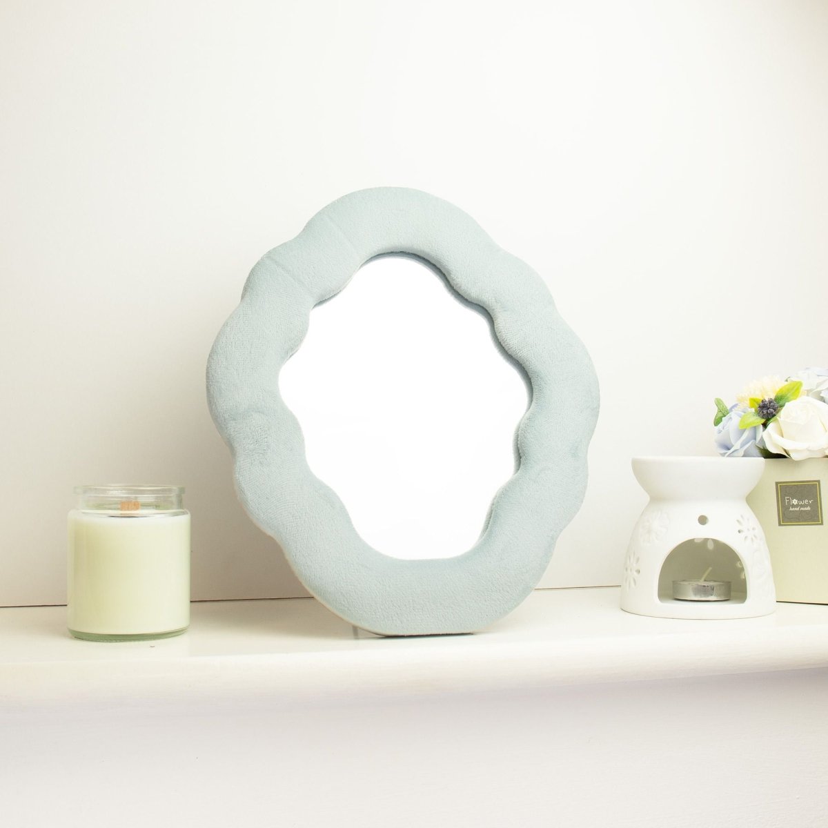 Soft Squiggly Mirror – Cloud – Cloud Blue (28x24x2.3cm)Soft Squiggly MirrorsHeart Notes
