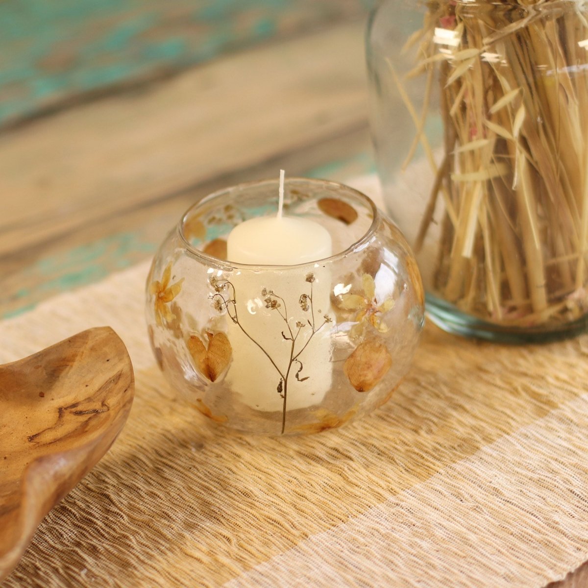 Natural Floral Glass - Large Bowl Candle Holder - Rosa - (12x13cm)Natural Floral Glass Candle HoldersHeart Notes