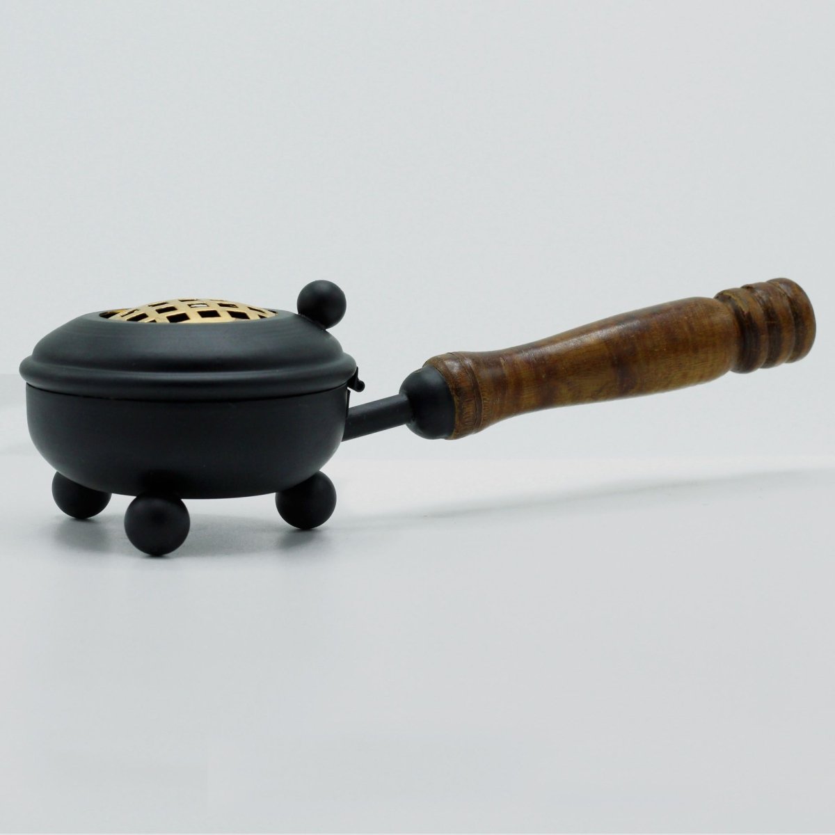 Med Iron Censer Incense Burner - Gold detailTraditional Brass Incense BurnersHeart Notes