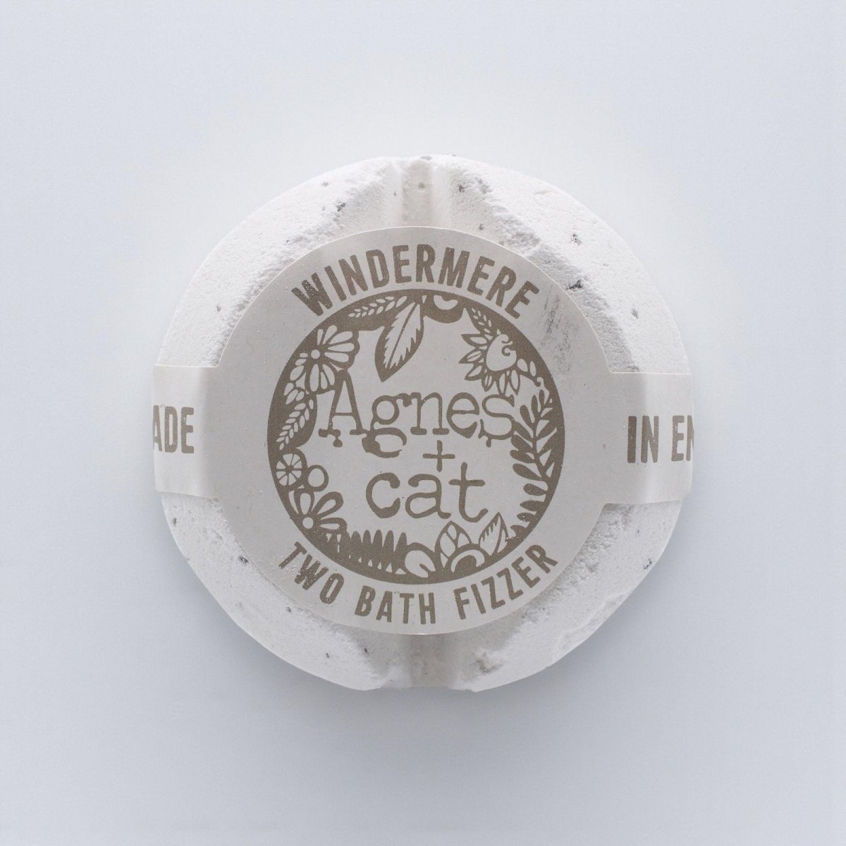 Agnes + Cat Bath Fizzer - WindermereAgnes + Cat Bath FizzersHeart Notes