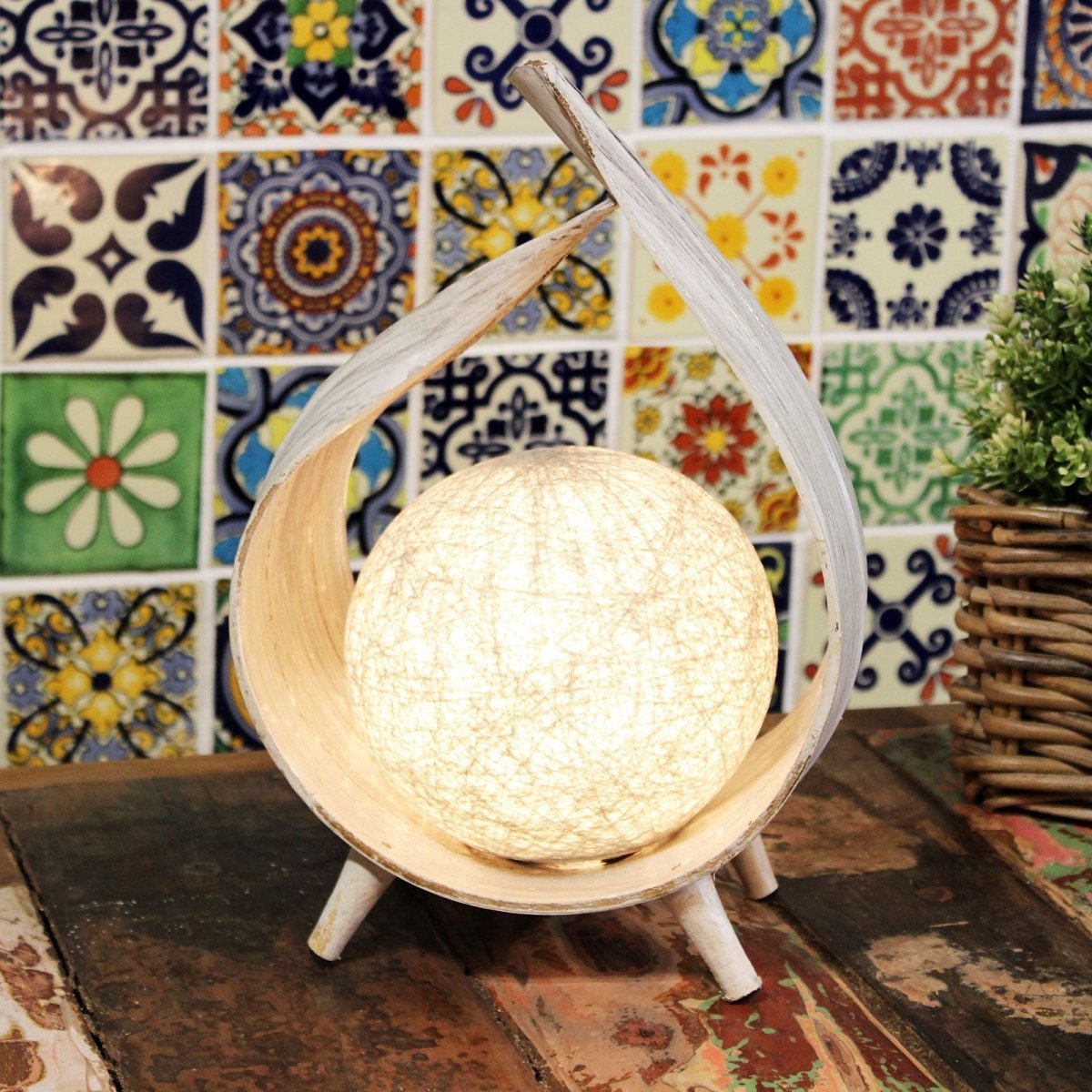 Natural Coconut Lamp - Whitewash WrapoverNatural Coconut LampHeart Notes