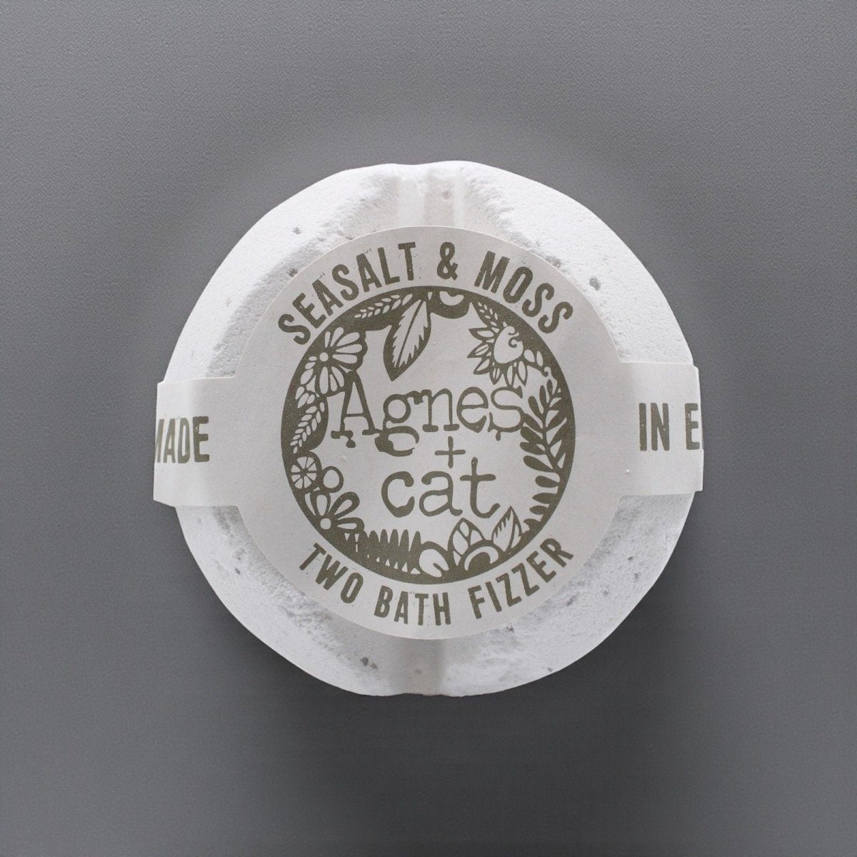 Agnes + Cat Bath Fizzer - Seasalt and MossAgnes + Cat Bath FizzersHeart Notes