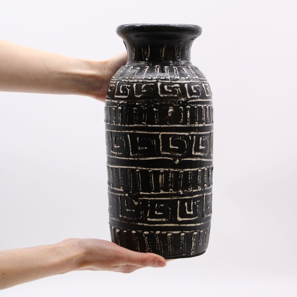 Greek Straight Vase - ChocolateBalinese Ceramic VasesHeart Notes