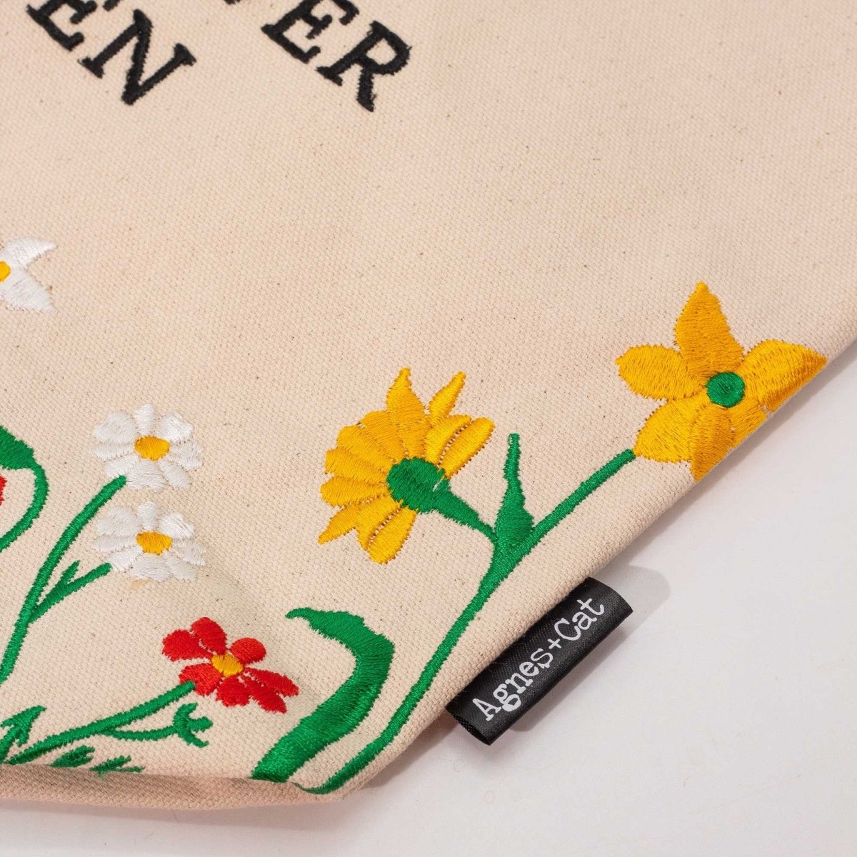 Agnes + Cat Wildflower Garden with Red FlowersAgnes + Cat Embroidered Cotton BagsHeart Notes