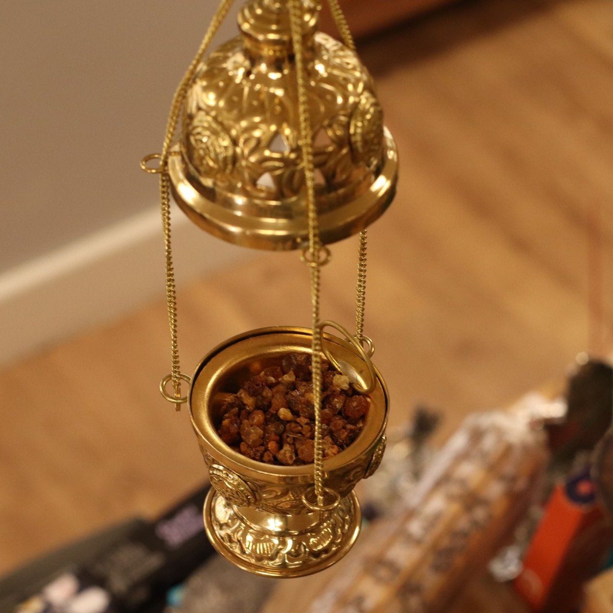 Hanging Brass Incense BurnerTraditional Brass Incense BurnersHeart Notes