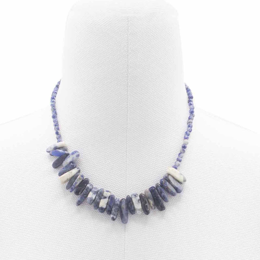 Longstone Gem Necklace - SodaliteLongstone Gem NecklacesHeart Notes