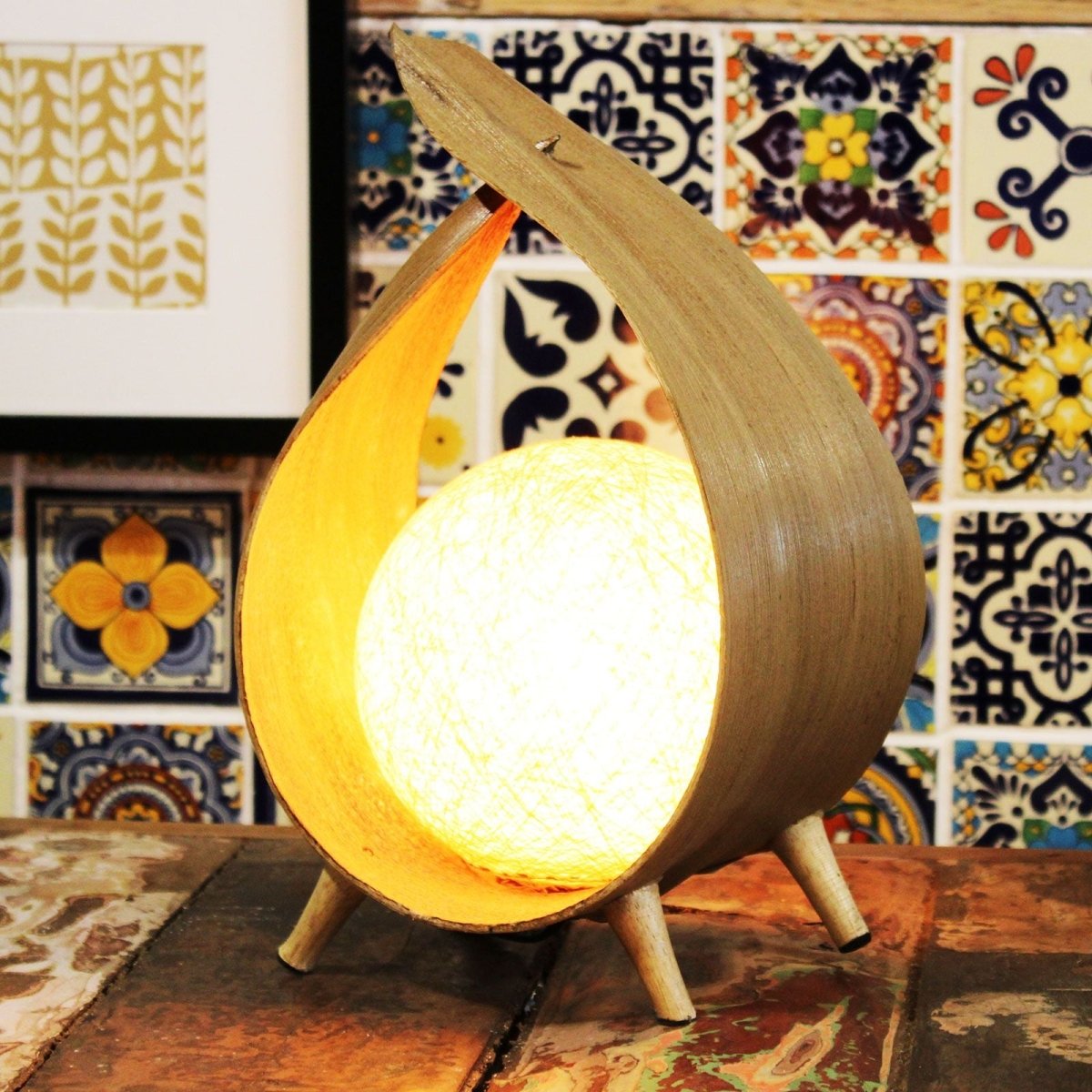 Natural Coconut Lamp - Natural LoopNatural Coconut LampHeart Notes