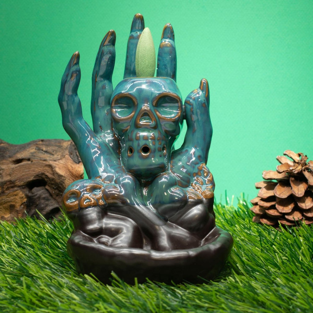 Backflow Incense Burner - Skull in HandBackflow Incense BurnerHeart Notes