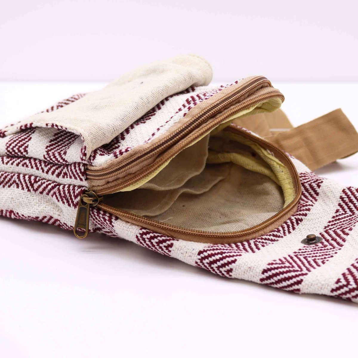 Body Cross Bag Natural Cotton - Burgundy & WhiteNatural Cotton Cross - Body BagsHeart Notes