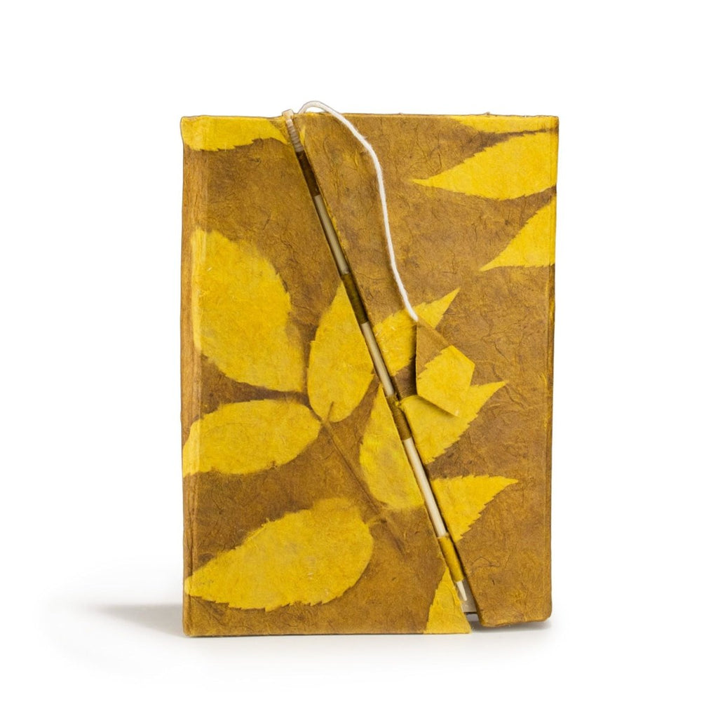 Lokta Bold Floral Bamboo Lock Notebook – Medium (15x12cm) – 45 Leaves – Mustard BrownLokta Paper NotebooksHeart Notes