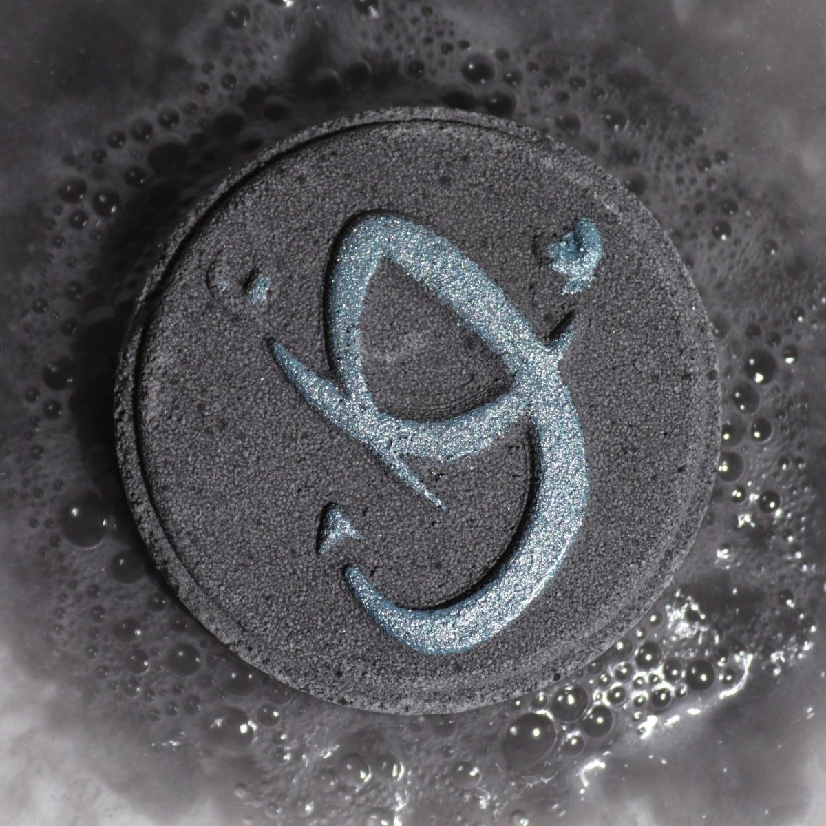 Set of Zodiac Bath Fizzers with Horoscope - ScorpioZodiac Bath Fizzers with HoroscopeHeart Notes