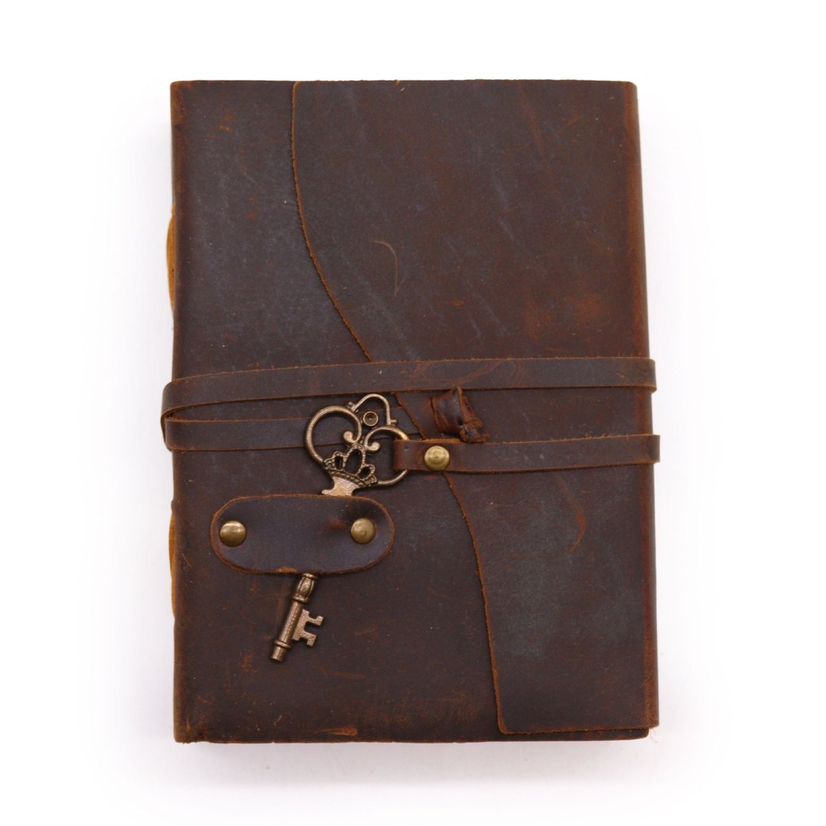 Oiled Leather & Key - 200 pages decle - edged - 13x18cmLeather Notebooks – Vintage Style JournalsHeart Notes
