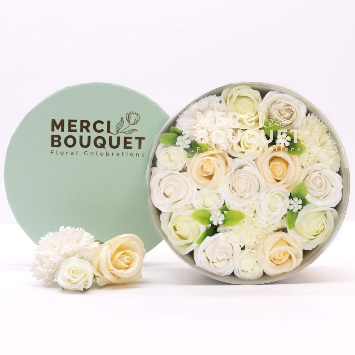 Round Box - Wedding Blessings - White & IvorySoap Flower Gift BoxesHeart Notes