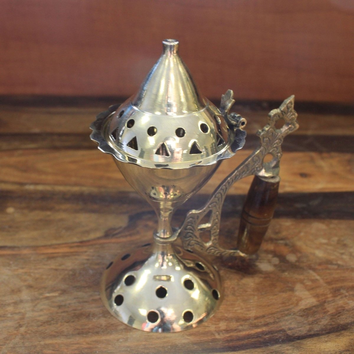 Large Cone Burner with HandleTraditional Brass Incense BurnersHeart Notes