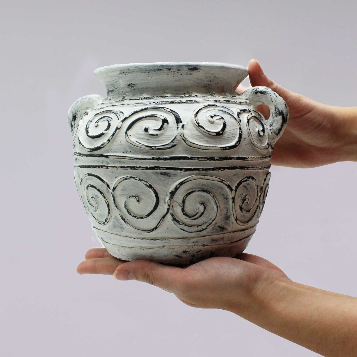 Greek Clay Plant Pot With Handles - Cream 15cmBalinese Ceramic VasesHeart Notes