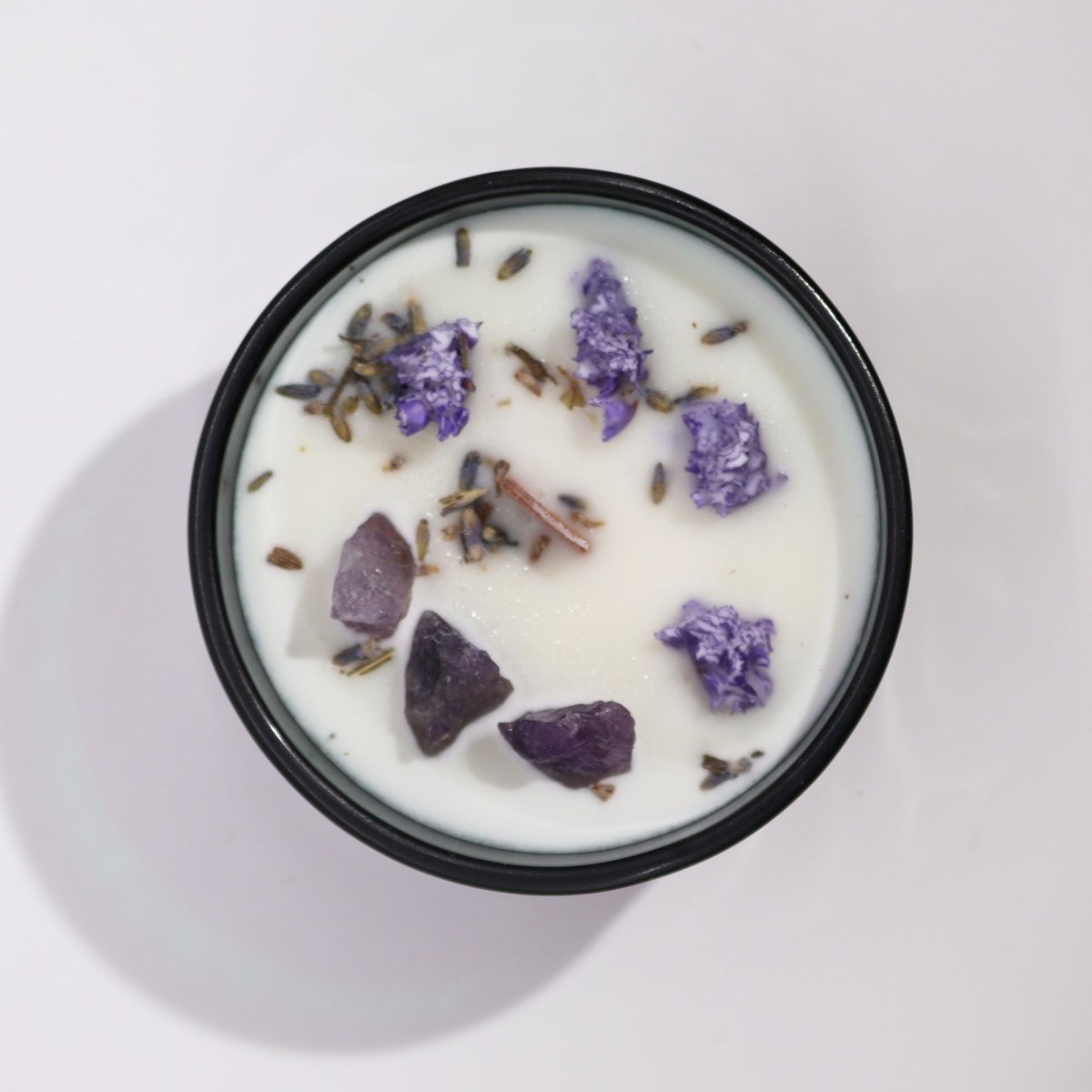 Hop Hare Crystal Magic Flower Candle - The MoonHop Hare Crystal Magic Flower CandlesHeart Notes