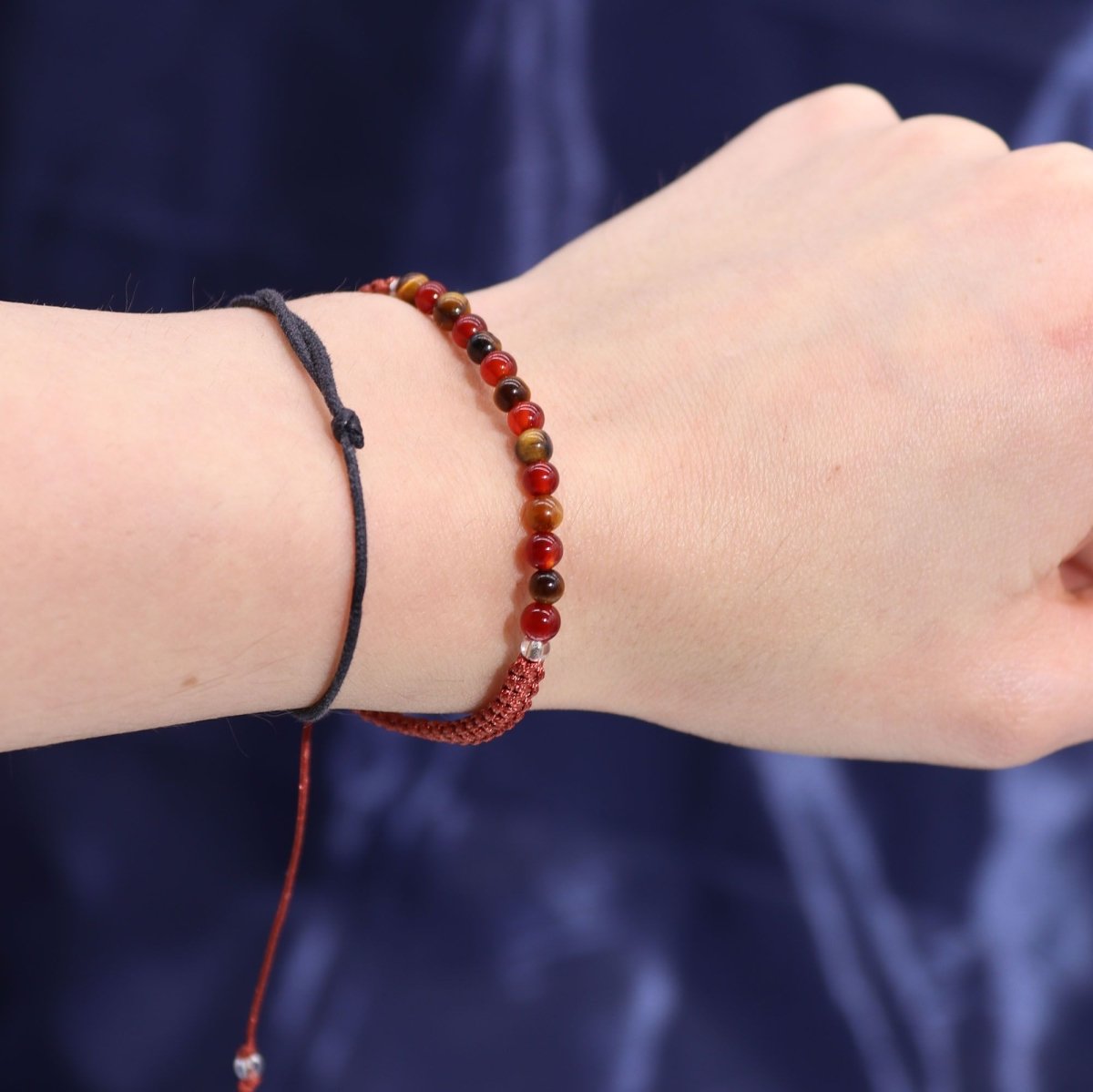 Zodiac Crystal Candle with Gemstone Bracelet - LeoZodiac Crystal Candles with Gemstone BraceletHeart Notes